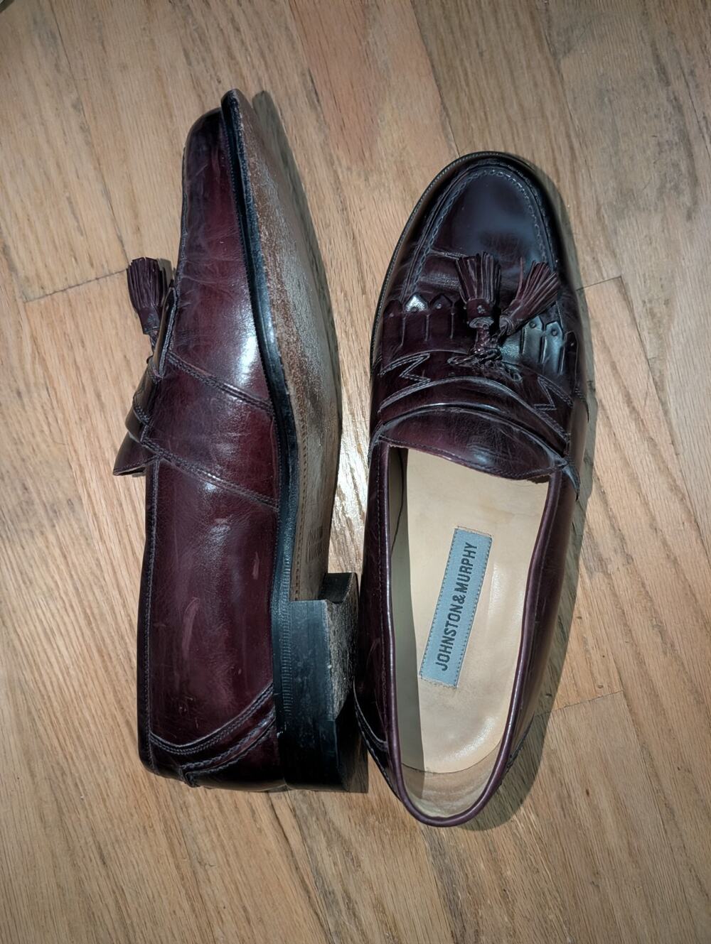 vintage 1977 johnston & murphy men’s 8.5m burgundy leather tassel kiltie loafers